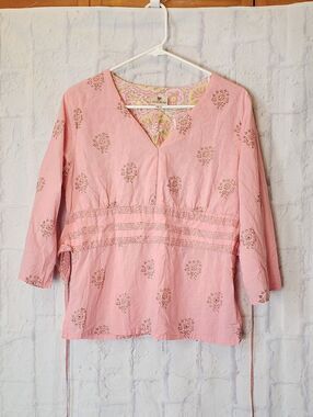 ANOKHI V-neck Tie-back Top Floral Sequins Large